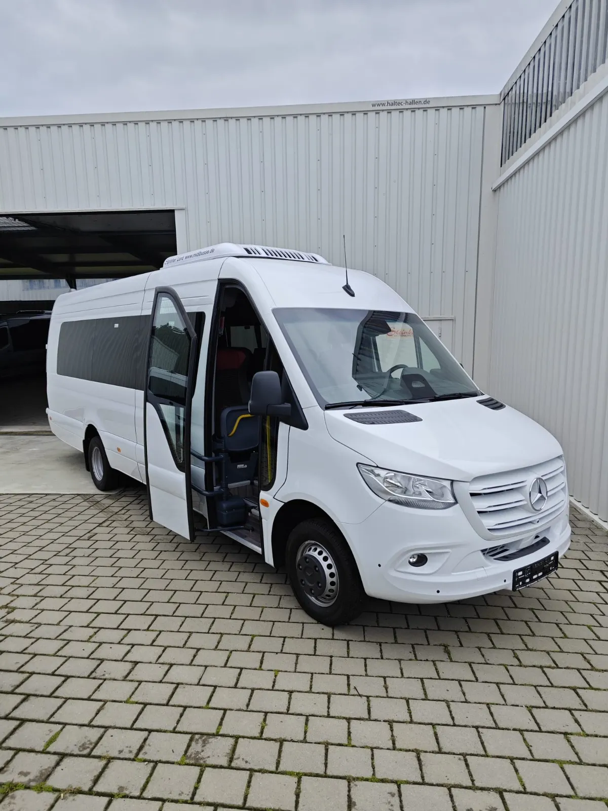 Mercedes-Benz Sprinter 517